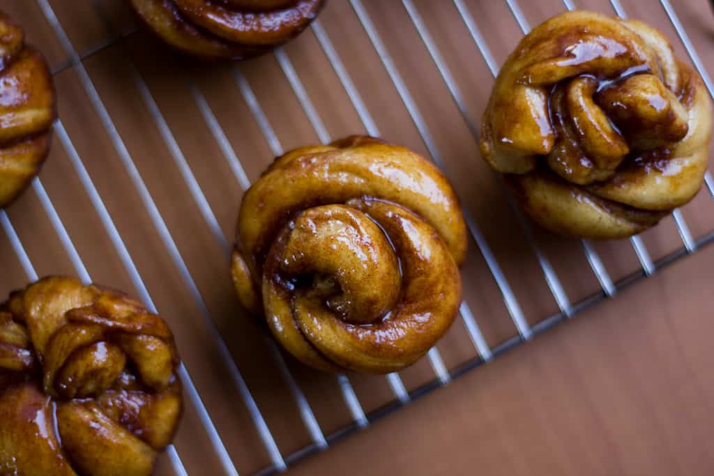 cinnamon rolls, roses, dough, homemade, diy, jessica's dinner party, yeast, recipe