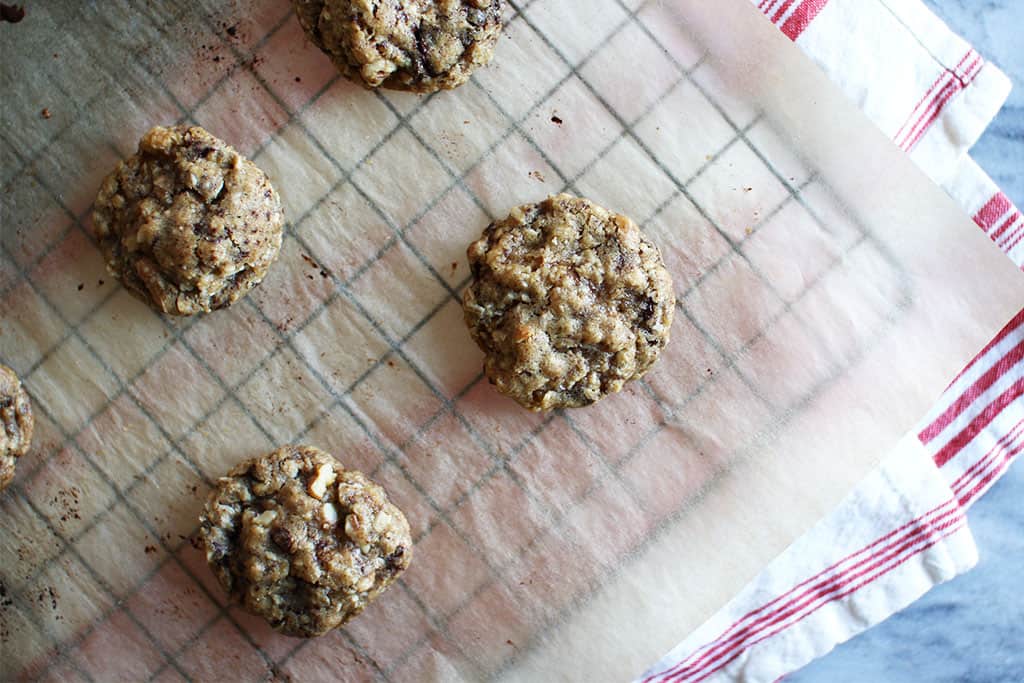 Oatmeal Chocolate Chip Cookies | Jessica's Dinner Party